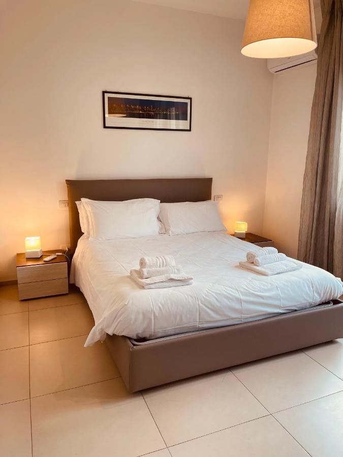 Berga Exclusive Suite 5 Бари Екстериор снимка